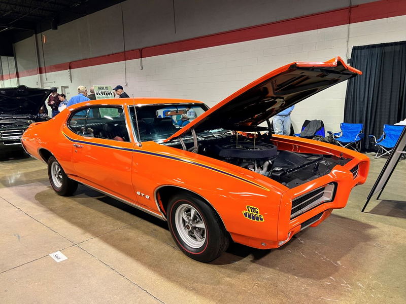 Royal Pontiac - The Webmasters Dream Car From Classic Cars Dot Com (newer photo)